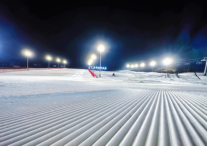 山西山阴广武国际滑雪场夜场照明